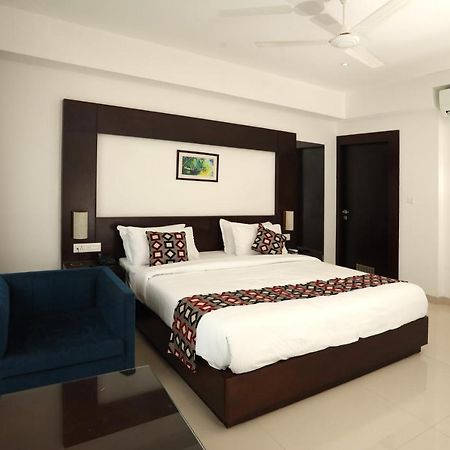Loveland Residency Kochi Exterior photo